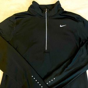 Women’s Nike DRI FIT Running Pull Over Size Large